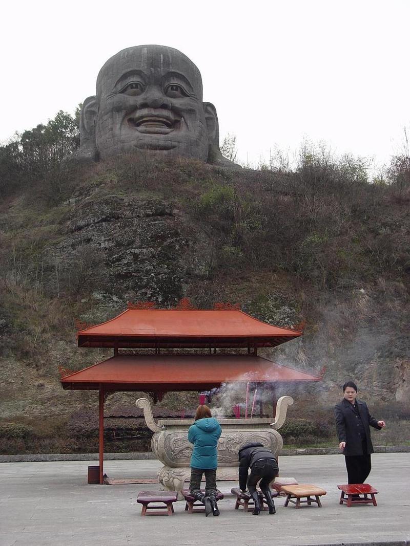 四月的大佛寺作文600字