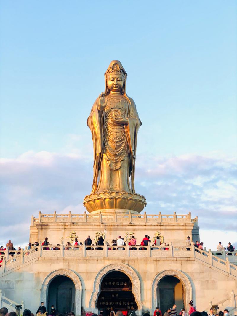 普陀山(Putuo Mountain)