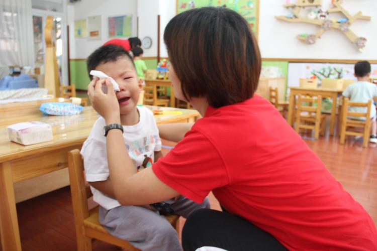 幼儿园优秀的小班评语