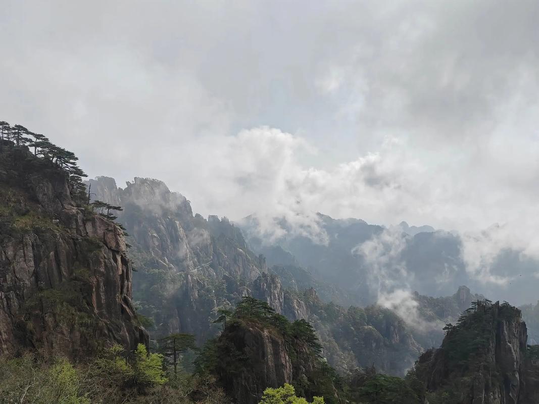 黄山太平湖导游词