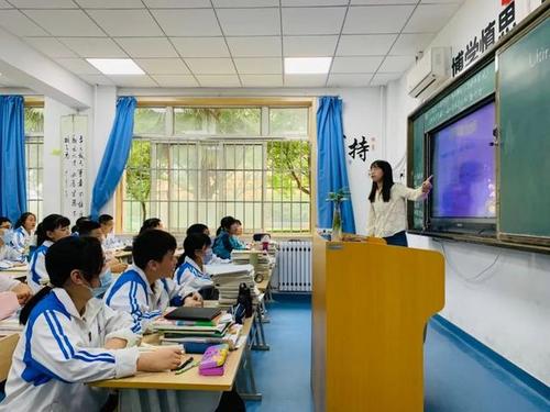 学校教育教学自查报告范文