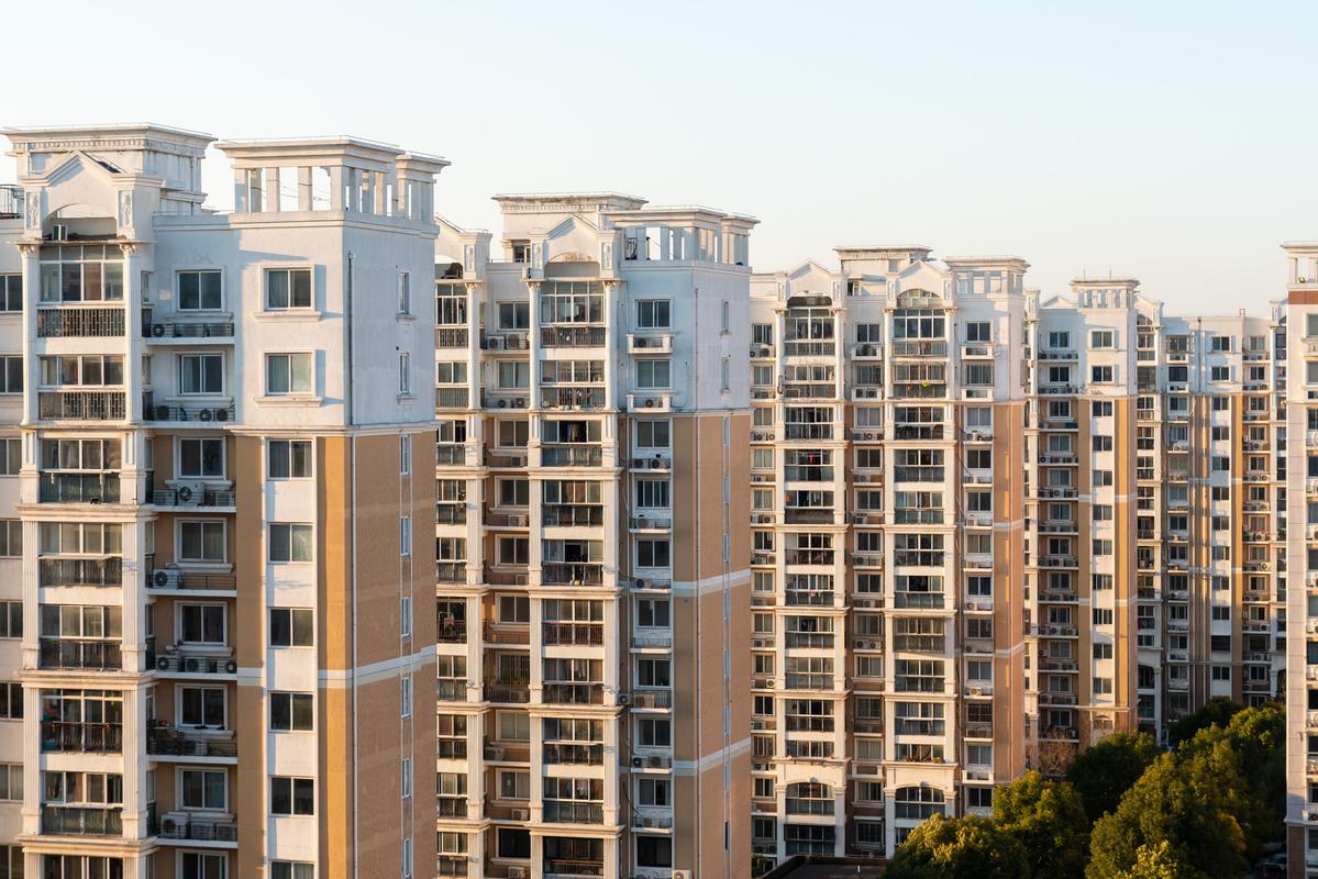 高层两居室住房租赁合同