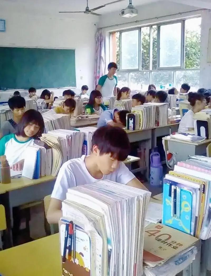 初中学期末班主任工作总结