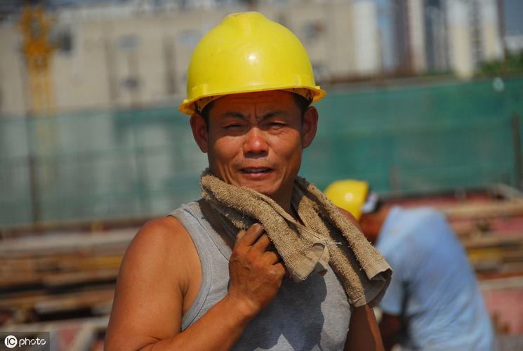 民房建筑包工包料的合同范本