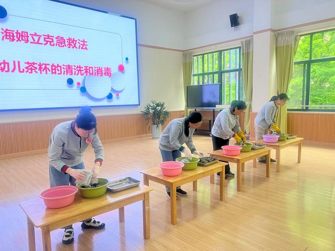 幼儿园保育员师德优秀演讲稿